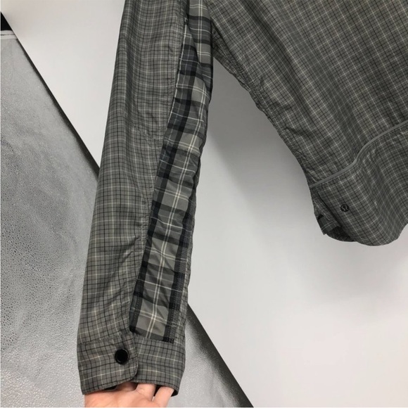 Lululemon Men’s grey plaid freestyle windbreaker Medium - Picture 4 of 14